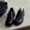 Mocasines de piel estilo británico para mujer, hebilla versátil, talla pequeña, suela gruesa, que aumenta la altura, zapatos de una sola pieza, tacón grueso, zapatos pequeños de piel