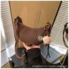 Bolso de croissant súper atractivo para pedidos extranjeros, primavera 2025, nuevo bolso de bola de masa en forma de media luna, moderno bolso cruzado retro de un solo hombro para mujer, envío gratis.
