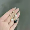 Moda Coreana Elegante Geométrico Pingando Óleo Triângulo Pérola Brincos Design Único Exquisite Todos os Jogos Explosivos Brincos