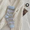 ¡Buen Han! Calcetines Gris Azul Difíciles de Rechazar Lazo Dulce Botón Ins Calcetines Apilados Otoño e Invierno