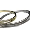 Pulsera Ancha de Acero de Titanio para Mujer Transfronteriza Europea y Americana con Circonita de Acero Inoxidable Microincrustada con Diamantes Pulsera de Moda y de Gama Alta