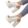 Sandalias de tacón alto grueso de talla grande transfronterizas para mujer 2025 Europa y Estados Unidos verano nuevo boca de pez hebilla de cinturón remache zapatillas sandalias