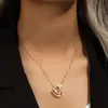 Colar feminino de alta qualidade, luxo leve, temperamento, pingente em formato de coração, popular online, pingente de nicho, corrente para clavícula da moda