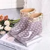 Sapatos e botas femininos estilosos e espessos com forro de fleece, sapatos de borracha para cozinha para adultos, galochas curtas impermeáveis e antiderrapantes