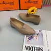 Sapatos Femininos Versáteis de Couro Macio, Sapatos de Salto Baixo de Boca Rasa, Novo Modelo 2026 Sapatos Femininos de Couro com Solas Macias, Couro Genuíno, Sapatos de Bico Fino para Primavera e Outono para Mães