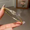 Moda Transfronteriza Europea y Americana Forma de Serpiente de Circonita Pulsera Geométrica Lujo Ligero Sensación de Alta Gama Pulsera Diseño de Nicho Joyería de Mano de Moda para Mujeres