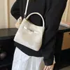 Bolso Sencillo Bolso Tote Pequeño para Mujer Estilo Nuevo Primavera 2026 Bolso Cubo para el Trabajo, Ocio, Moda, Bolso Cruzado de Hombro Único