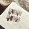 Dai Ruisen [Sentimientos Otoñales] Colección Otoño/Invierno: Arte de Uñas Suave Color Café Estilo Francés con Exquisitos Zircones Uñas Postizas Hechas a Mano