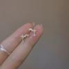 Pendientes mini exquisitos de plata de ley 925 con forma de flor como brocado, pendientes de estudio pequeños e inteligentes, pendientes de aprendizaje lindos, generación de cabello de flor