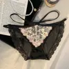 Calcinha Bordada Feminina Strappy Sexy de Corte Alto Cintura Baixa com Cadarço Girly Puro Desejo Renda Francesa de Renda Tanga