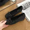 Zapatos de Abuela Suaves con Lunares Estilo Coreano para Mujer 2026 Otoño/Invierno Punta Cuadrada Bajos Mocasines Perezosos para Ir al Trabajo