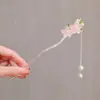 Pasador de Pelo con Borla en Forma de Media Luna Estilo Antiguo para Mujeres 2026 Nuevo Accesorio para el Cabello Hanfu Pasador de Doble Cara con un Toque Elegante de Alta Gama Pasador de Madera