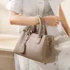 Regalo para Mamá: Bolso de Commuter para Persona de Mediana Edad, Nuevo Modelo 2025, Bolso de Mano Tote de Alta Gama de Gran Capacidad, Regalo de Cumpleaños