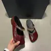 Primer Encuentro con la Sandalia de Media Punta Plateada Dulce y Fresca Estilo Coreano para Mujer, Nuevo Modelo para Primavera/Verano 2026, Zapatos Mary Jane con Punta Redonda y Cadena Metálica