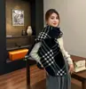 Bufanda de Mujer 2025 Nuevo Chal de Invierno Capa Doble Uso Calentador de Cuello Estilo Coreano Cuadros Clásicos Abrigo Engrosado