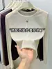 Camiseta feminina estilo coreano com rede e lantejoulas, gola redonda, manga longa, simples, moda, camada base, estilo básico, top tendência para o dia a dia