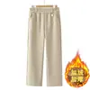 Calça Jeans Mom Estilosa Perna Reta Outono Inverno 2026 Nova Espessada com Veludo para Mulheres de Meia-Idade e Idosas Calça de Perna Reta Estreita Calça de Perna Larga Mulheres