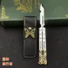 Fuente Dios Hoja del Cielo Lobo Fin Animación Cuchillo Mariposa Herramienta de Práctica Plegable Hoja sin Cortar Cuchillo de Sacudir la Mano con Cubierta de Cuero