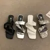 2026 Sandálias Quadradas com Amarração Floral para o Dia a Dia Emagrecimento Versátil Sandálias de Verão Slip-on Confortáveis Versáteis Mais Vendidas