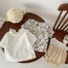 Conjunto de Verão para Recém-Nascidos 2026 para Bebês e Lactentes, Shorts Estilo Coreano Floral com Renda na Barra, Conjunto de 2 Peças