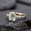 Anel Quadrado de Cristal Zircônia Micro-Pavimentado Transfronteiriço Anel Doce Francês Elegante para Dedo Indicador Joias Populares Atacado