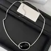 Conjunto Oval de Metal Simples Colar com Pingente de Ônix Preto Design de Nicho de Luxo Leve Corrente para Clavícula Tendência