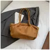 Bolsa Grande Retrô da Moda para Mulheres 2025 Nova Super Popular Grande Capacidade Bolsa Tote para o Dia a Dia Versátil Bolsa de Ombro/Sob o Braço Tendência