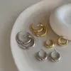 Brincos de argola de metal de alta qualidade para mulheres estilo Hong Kong retrô personalidade exagerada simples versátil temperamento brincos de moda brincos de tarraxa