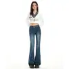 Jeans acampanados vintage de tiro alto en color azul, nuevos para otoño 2026, jeans acampanados versátiles de tiro alto ajustados para mujer