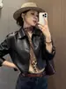 Gabardina corta de piel de oveja con acabado de aceite y cera de diseñador de nicho para mujer, chaqueta de cuero genuino de alta gama vintage, nuevo modelo 2026