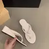 Sandalias Adelgazantes de Moda para Uso en Exteriores, Chanclas de Tira Elegantes, Vestido Rojo con Tacones Altos, Sandalias para Mujer