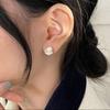 Pendientes de perla de lava con textura, personalidad, temperamento, celebridad de Internet, diseño de nicho, pendientes simples, retro, diseño con sentido para mujeres