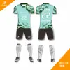 Impresión Digital de Cuerpo Completo Uniformes de Fútbol Personalizados Tejido Transpirable de Alta Elasticidad Uniformes de Partido para Equipo Uniformes de Entrenamiento para Estudiantes Personalizados