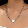 Collar Minimalista Estilo Ins con Corazones Personalizados Grandes y Pequeños para Mujer, Versión Coreana con Diseño Único, Cadena para Clavícula Empalmada, Nueva Cadena para el Cuello