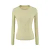 Nuevo suéter de punto hueco de color sólido con cuello redondo para otoño para mujer, top versátil de manga larga ajustado