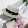 Sombrero Negro de Lana de Ala Plana de Nuevo Estilo de Gama Alta para Hombres y Mujeres, Elegante y a la Moda Sombrero Elegante 7 Operado por Uno Mismo