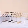 Suporte para brincos de metal em relevo de três peças direto da fábrica, suporte para rack de joias, display