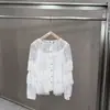 Marca de Diseño de Nicho Australiana Nuevo Modelo 2026 Camisa de Encaje en Capas con Cuello Redondo y Mangas Largas con Botones de Una Sola Fila