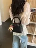 Bolso de Mano Boston de Gama Alta para Viajes 2026 Nuevo Bolso Cruzado Versátil para Mujer Bolso Tote Pequeño para Salidas Bolso Almohada