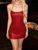 Primavera e Verão 26 Novos Estilos de Vestido Curto Feminino Vermelho com Lantejoulas, Decote Halter, Ajustado ao Corpo, Sexy para Festa e Carnaval
