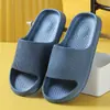 Pantuflas de Eva para Mujer con Puntos, Pantuflas Antiderrapantes de Baño para Pareja, Modelo Nuevo 2026 para Uso en Interiores, Pantuflas al por Mayor