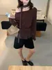 Camiseta de manga larga a cuadros con retazos, de hombros descubiertos, moderna y única para otoño, corte ajustado y favorecedor
