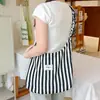 2026 Nuevo Bolso de Hombro Floral con Bloques de Color Estilo Coreano para Mujer, Fresco y Elegante, Alto Valor Estético, Bolso de Hombro Casual de Moda para el Día a Día
