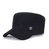 Gorra plana de lana para hombre de otoño e invierno transfronteriza, engrosada y cálida, gorra de pico para mediana edad y ancianos, sombrero de algodón a prueba de frío para exteriores con protección para los oídos