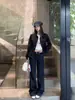 Chaqueta de mezclilla azul retro americana para mujer, nueva chaqueta corta casual de otoño 2025 con cuello de solapa para figuras petite