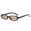 Nuevas gafas de sol cuadradas negras con montura pequeña anti-UV de moda europea y americana para mujer, gafas de sol de estilo callejero populares para hombre