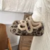 Zapatos Peludos Retro Cálidos de Suela Gruesa para Mujer 2026 Nuevos de Invierno Engrosados con Felpa con Faldas Zapatos Mary Jane Franceses