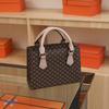Bolsa Feminina 2023 Nova Bolsa de Mão Vintage Estilosa Simples Xadrez Moda Bolsa de Ombro Único Transversal Versátil