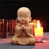Pequeno sofá reclinável Maitreya ornamentos de lazer armário de TV doméstico decorações interessantes chinesas artesanato de resina fabricantes atacado