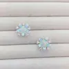 Pendientes pequeños de esmalte con forma de flor, estilo vintage francés, con incrustaciones de diamantes y pasadores de plata 925, temática del bosque, exquisitos, versátiles y de alta gama.